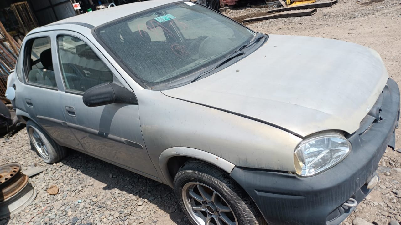  Chevrolet CORSA 2000    EN DESARME